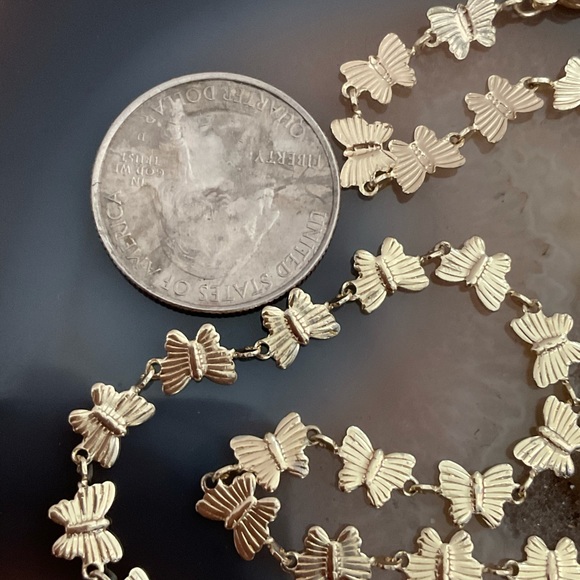 Gold butterfly necklace choker new gift for her - Picture 5 of 5